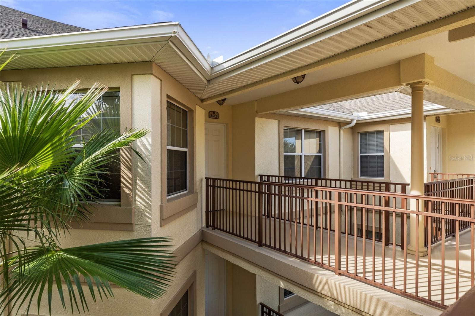 200 Riverfront Drive, FL