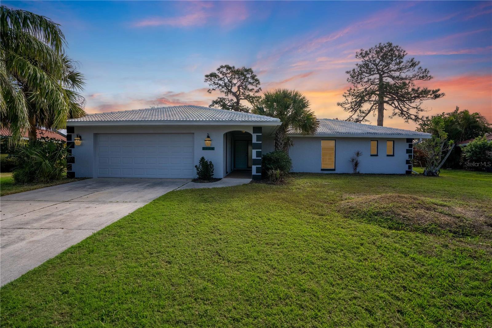2544 Carlisle Place, FL