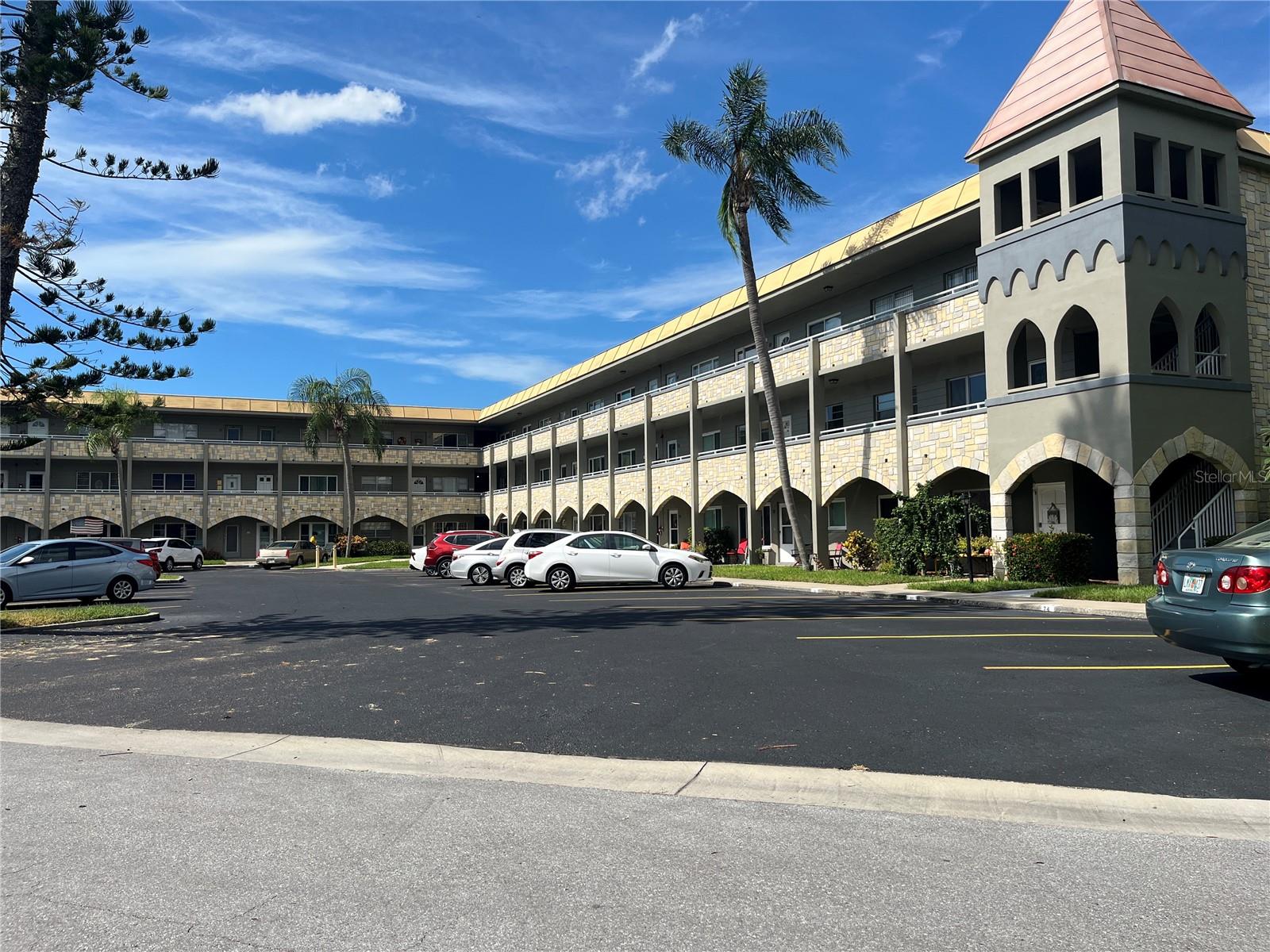 2462 Brazilia Drive, FL