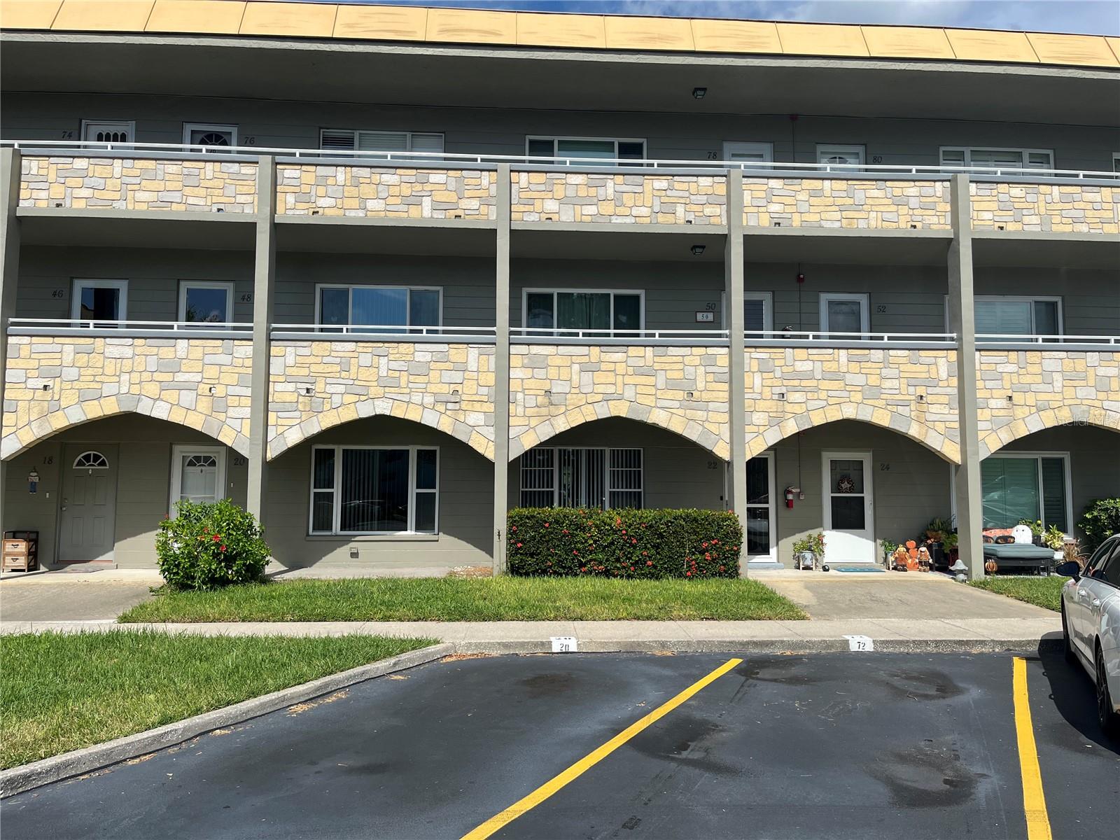 2462 Brazilia Drive, FL