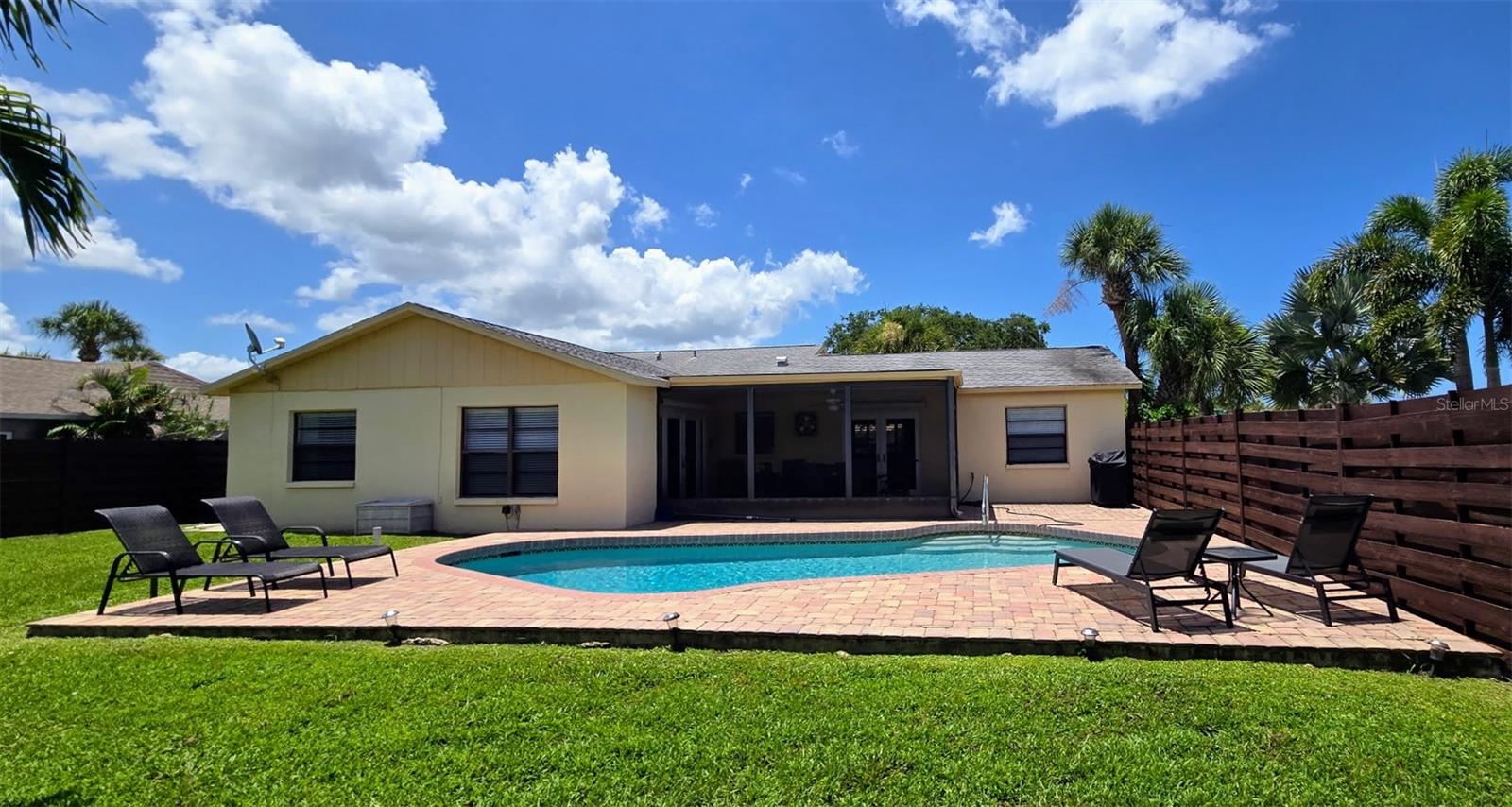 3803 Easton Street, FL
