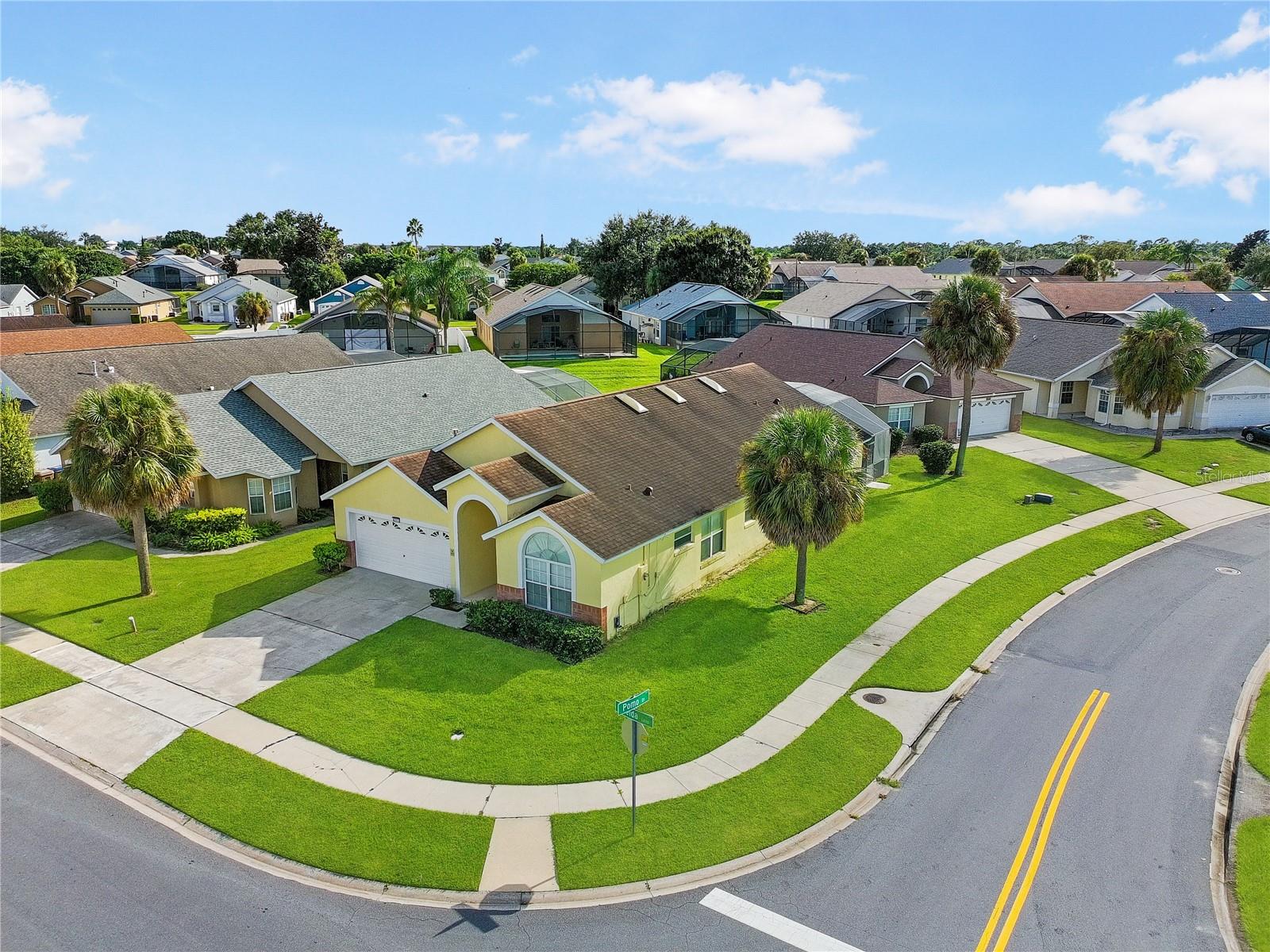2512 Oneida Loop, FL