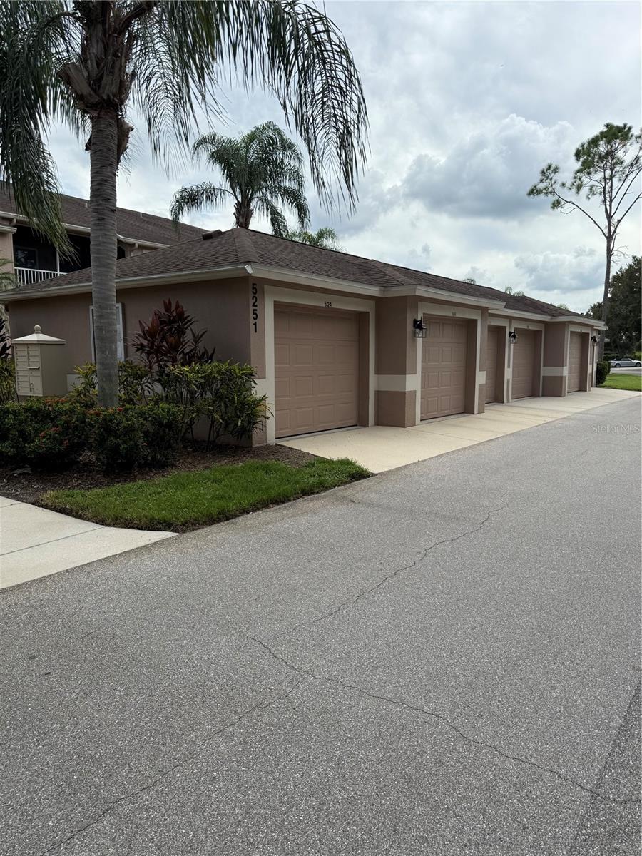 5251 Mahogany Run Avenue, FL