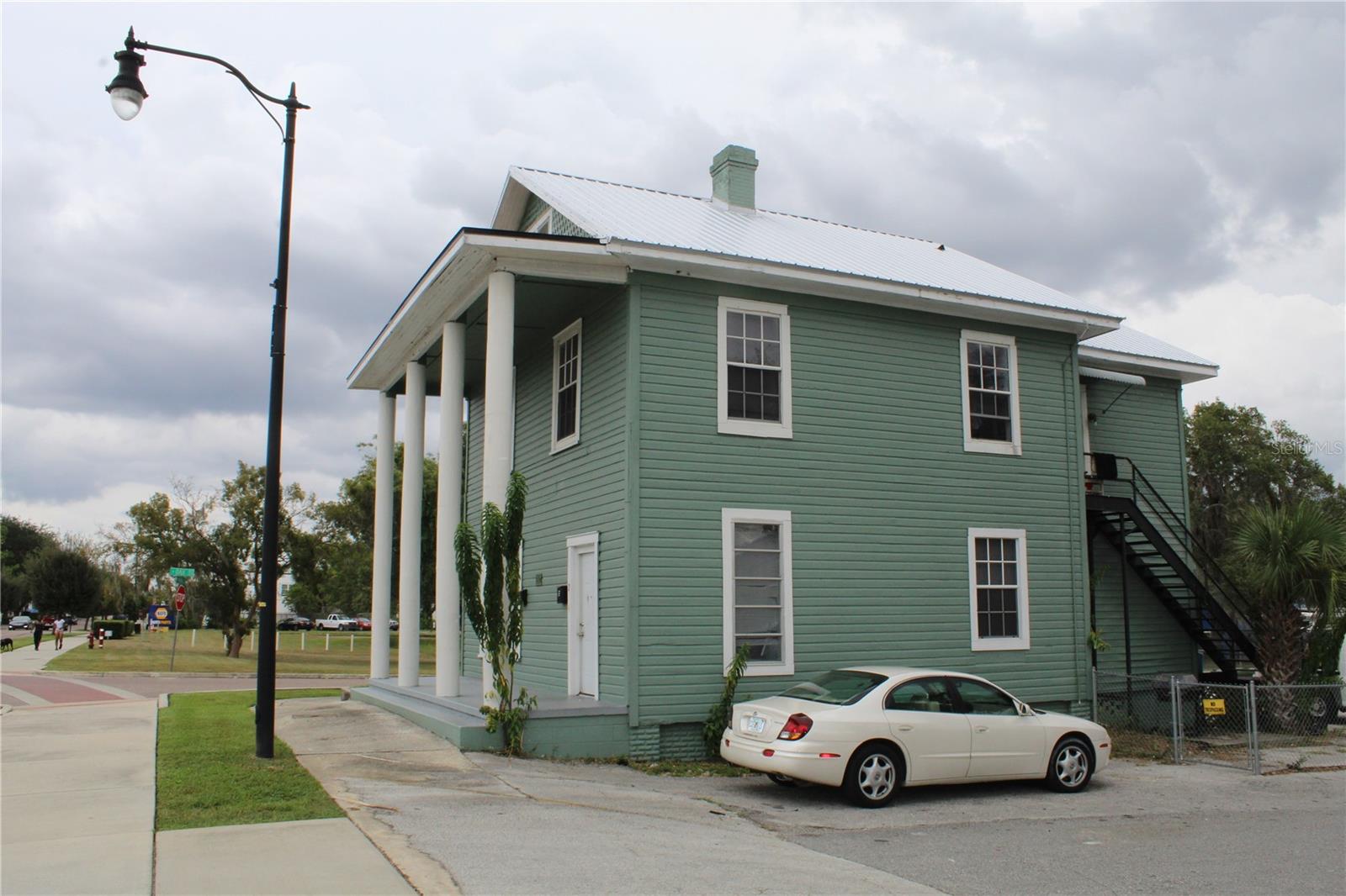 1317 Main Street, FL