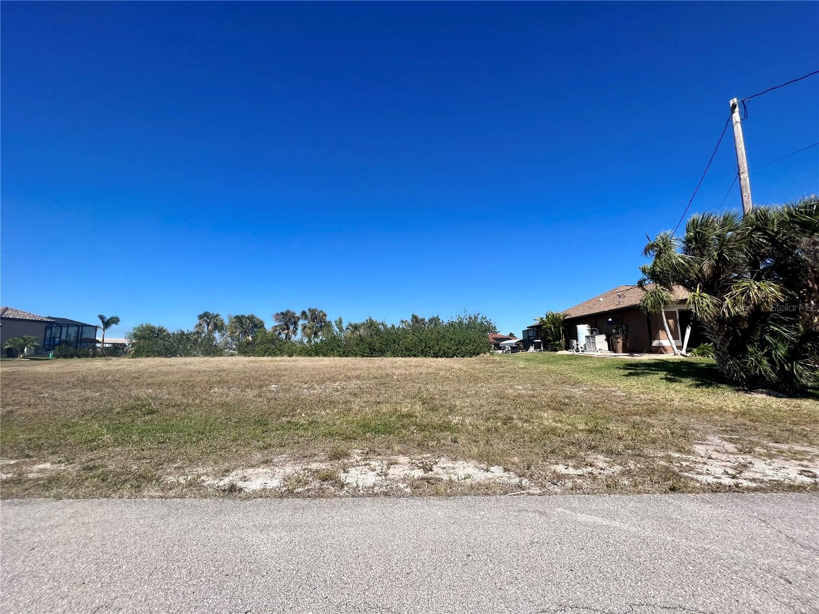 4221 20th Terrace, FL