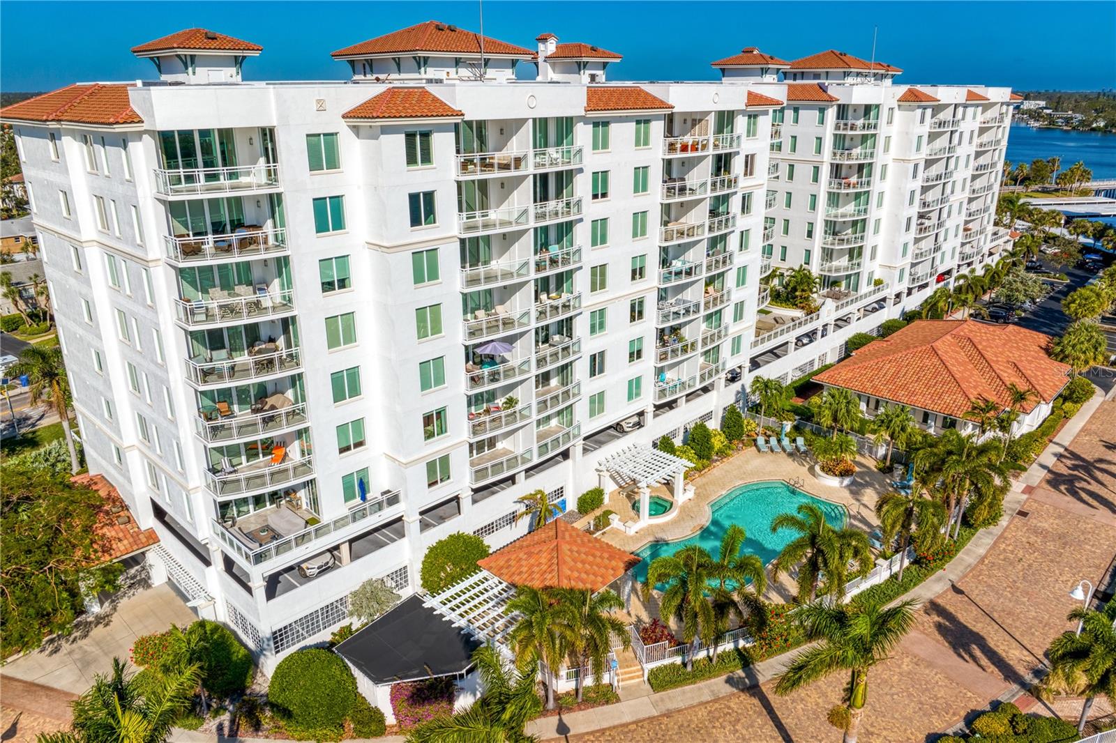 1325 Snell Isle Boulevard, FL
