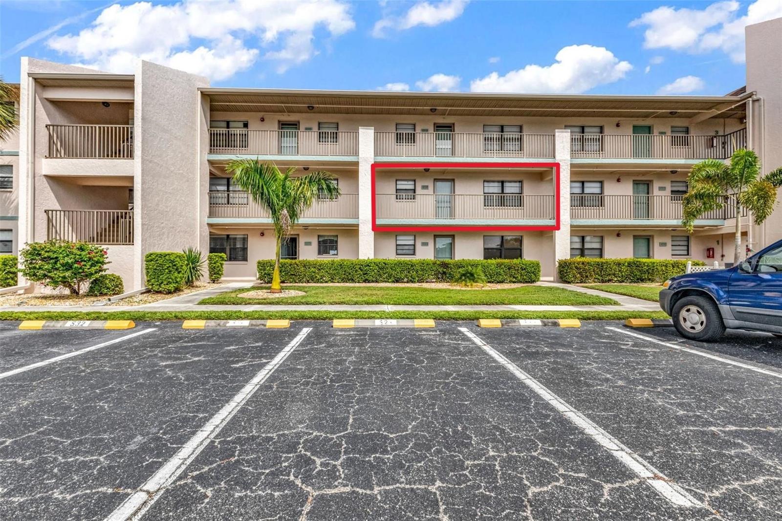 175 Kings Highway, FL
