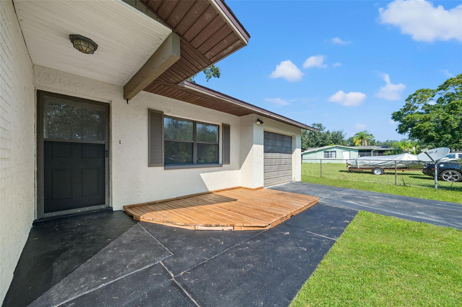 5828 Mariposa Drive, FL