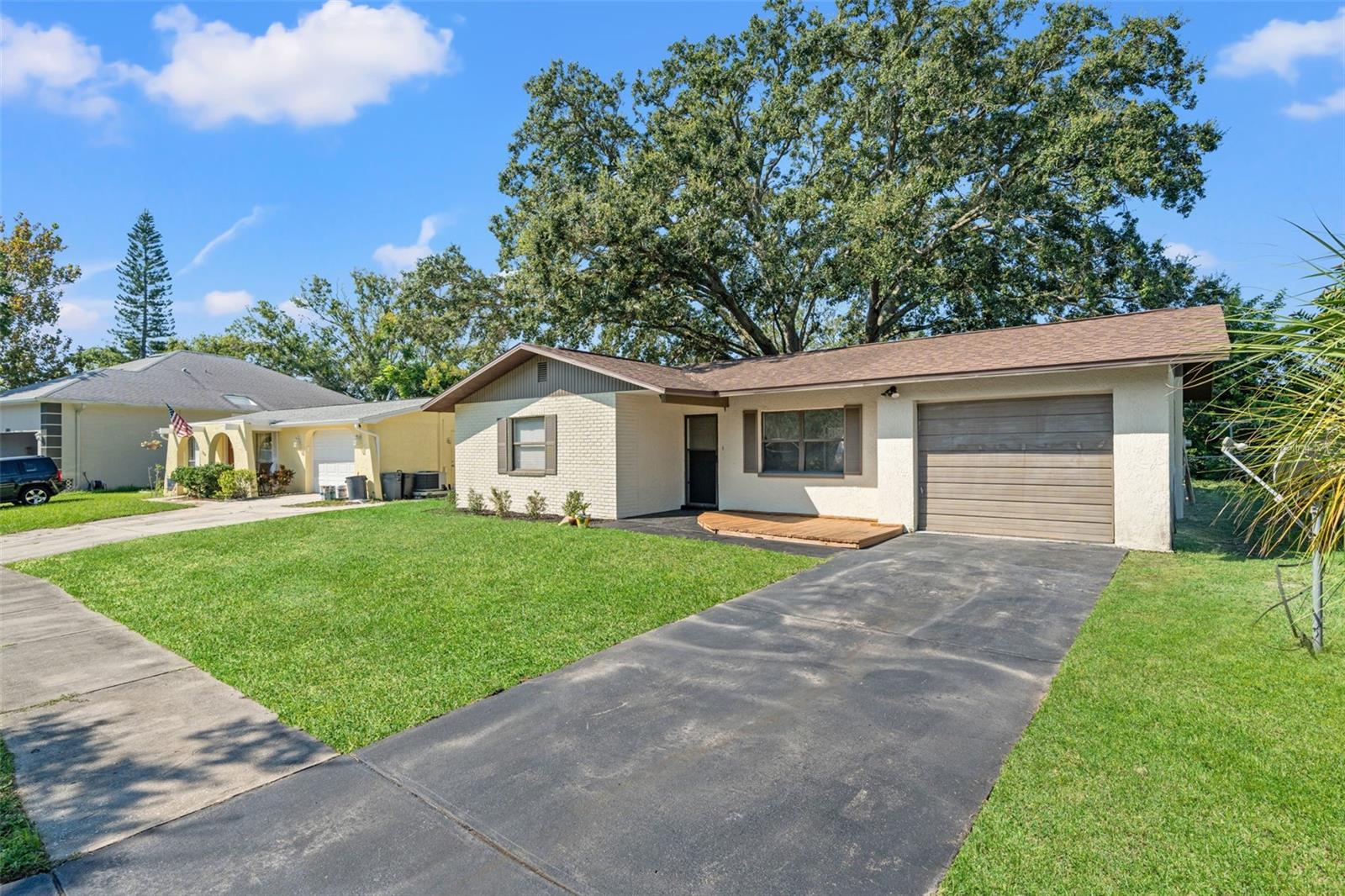 5828 Mariposa Drive, FL