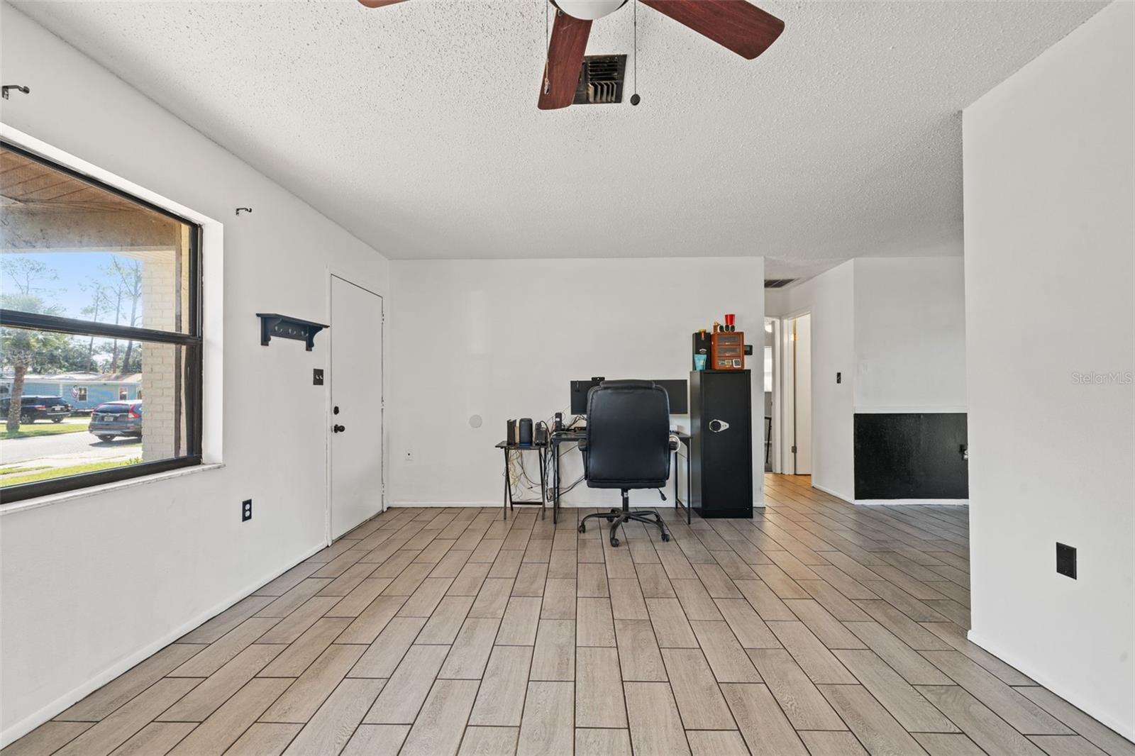 5828 Mariposa Drive, FL