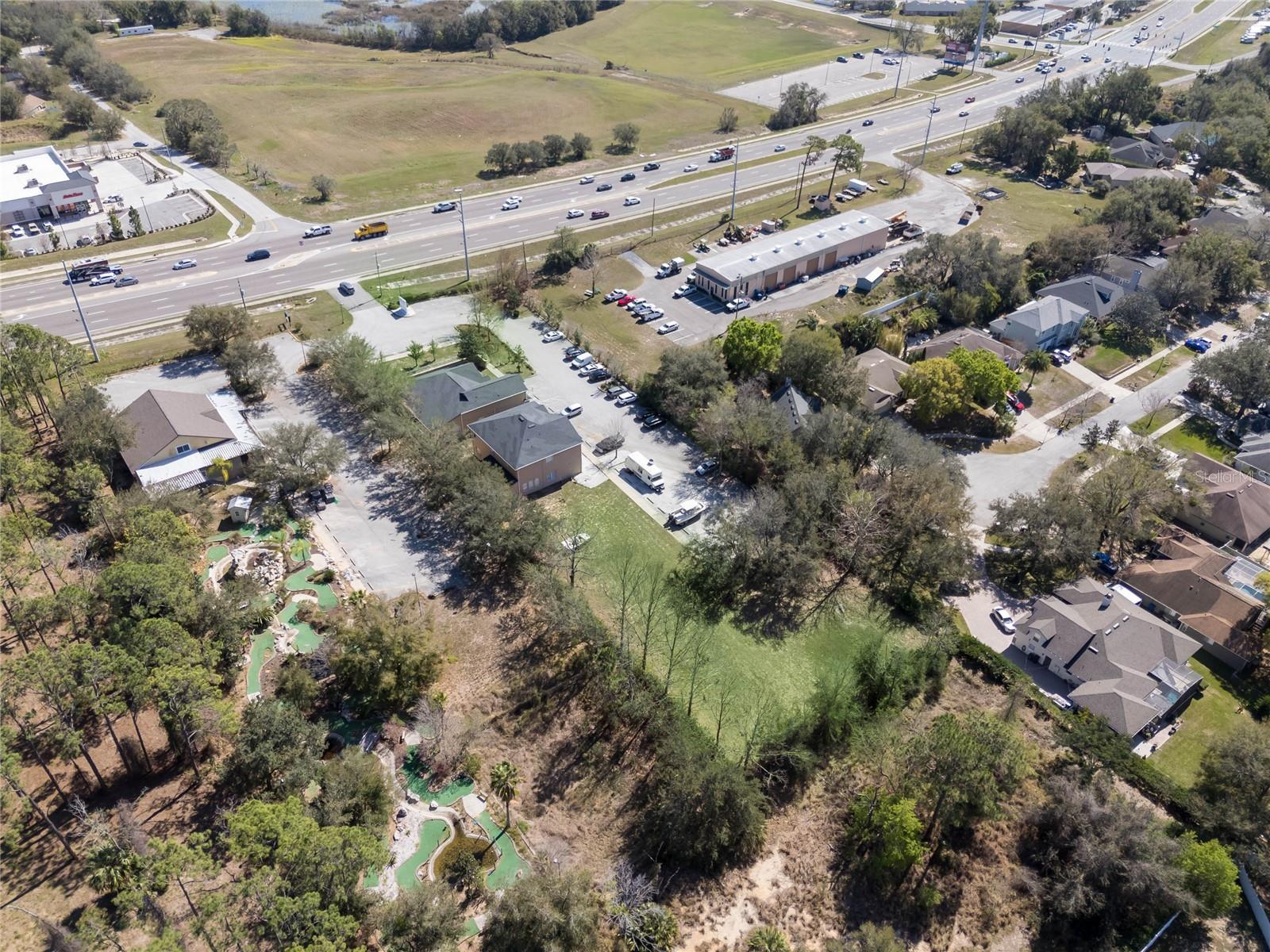 600 N Highway 27, FL