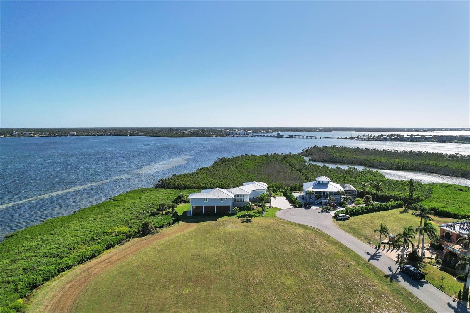 5248 The Pointe, FL