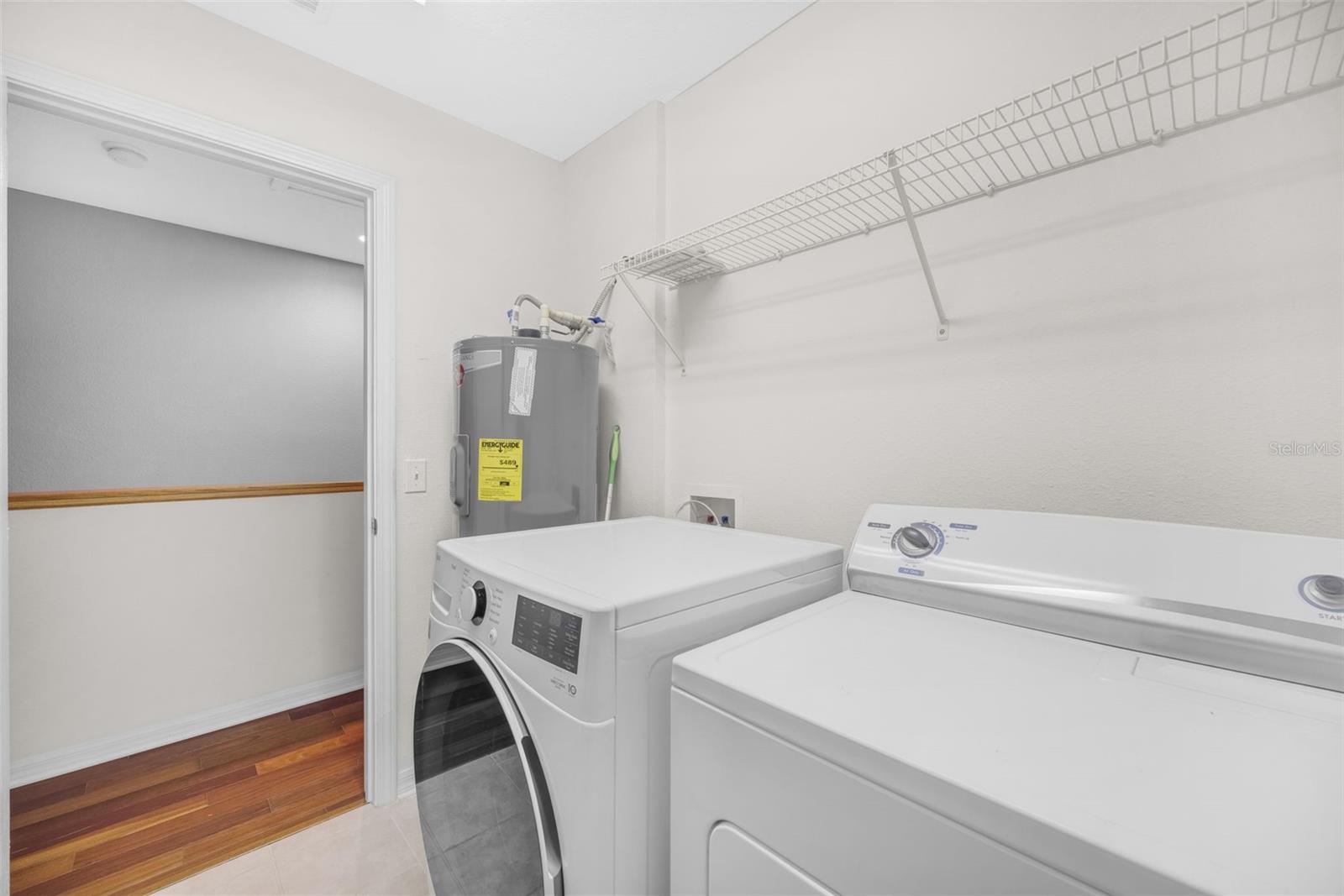 6928 Hawthorne Trace Lane, FL