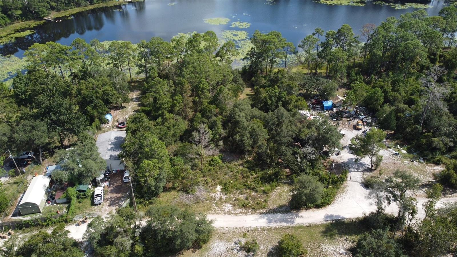 W Lake Road, FL