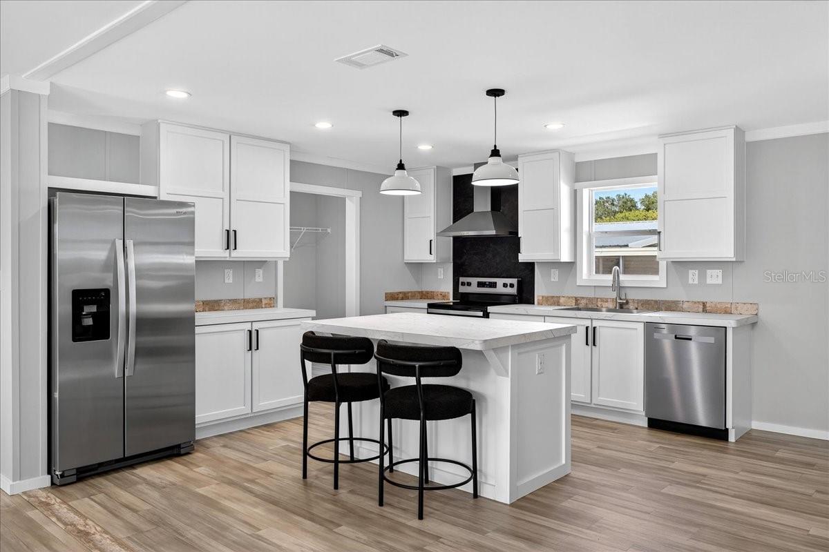24116 Armadillo Road, FL