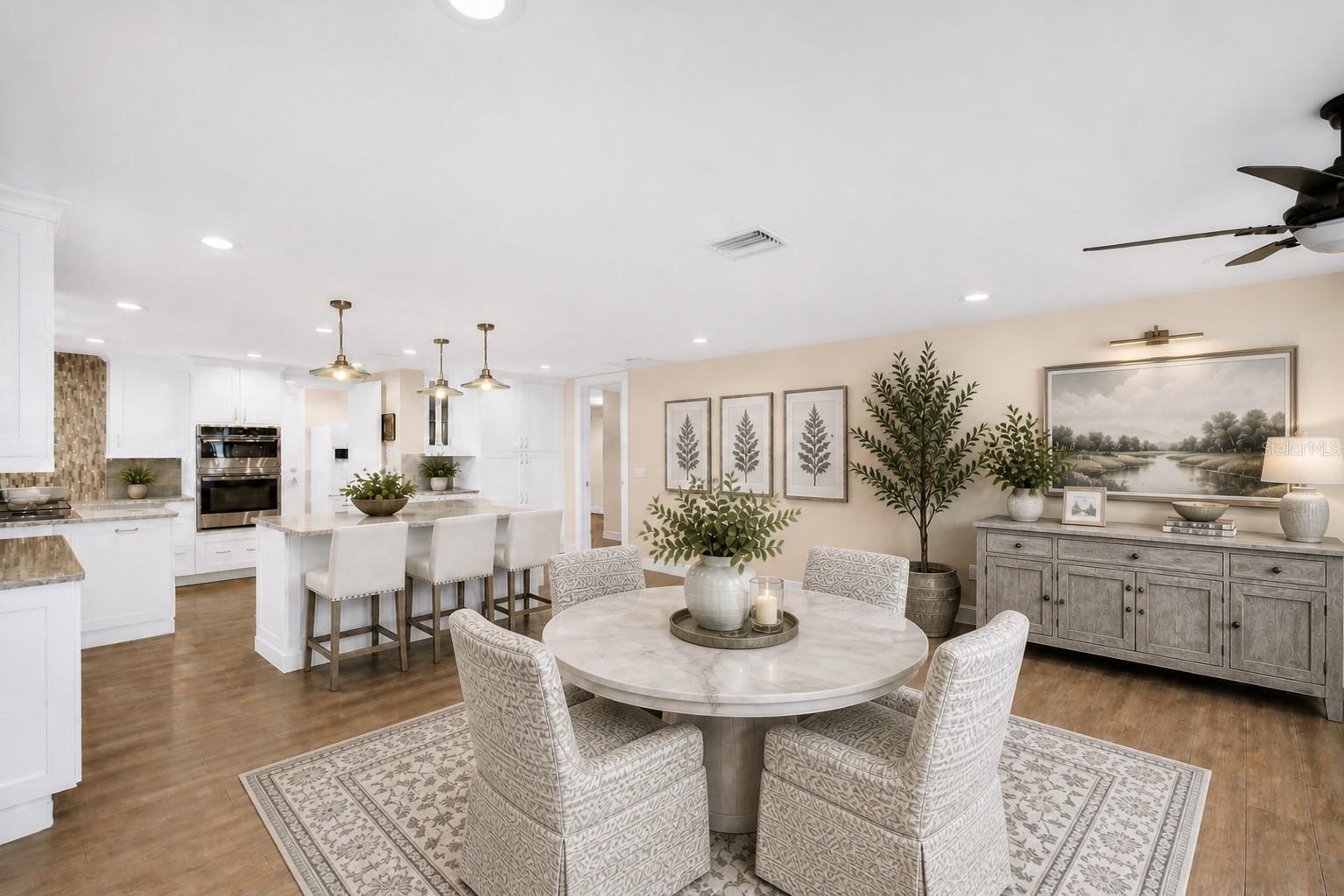 1100 Friendly Way, FL