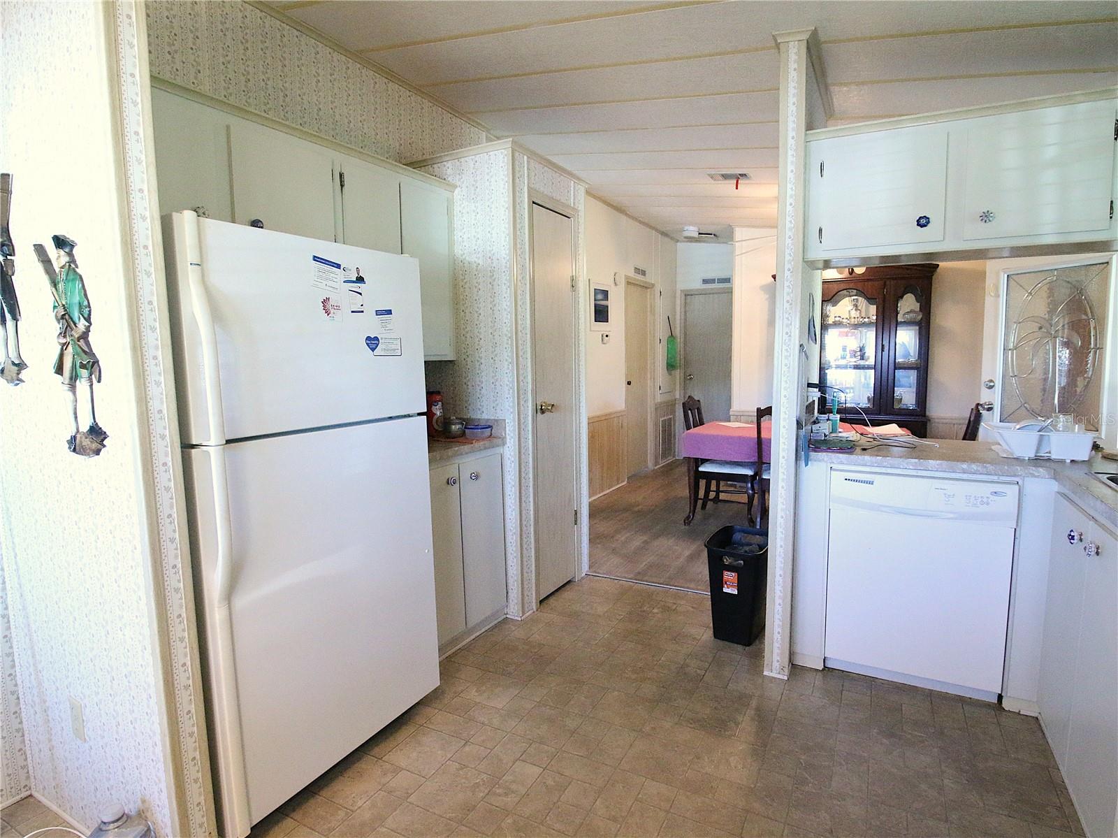 145 Jana Circle, FL