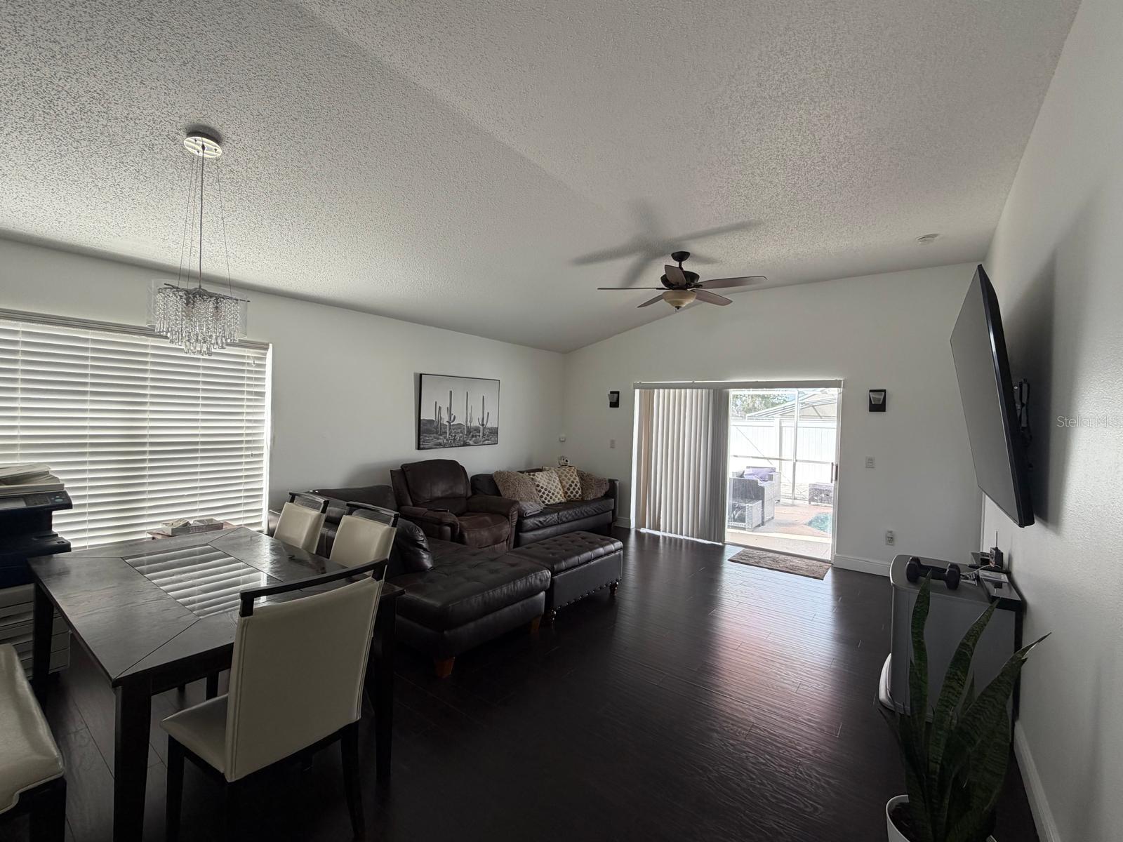 2558 Chatman Circle, FL