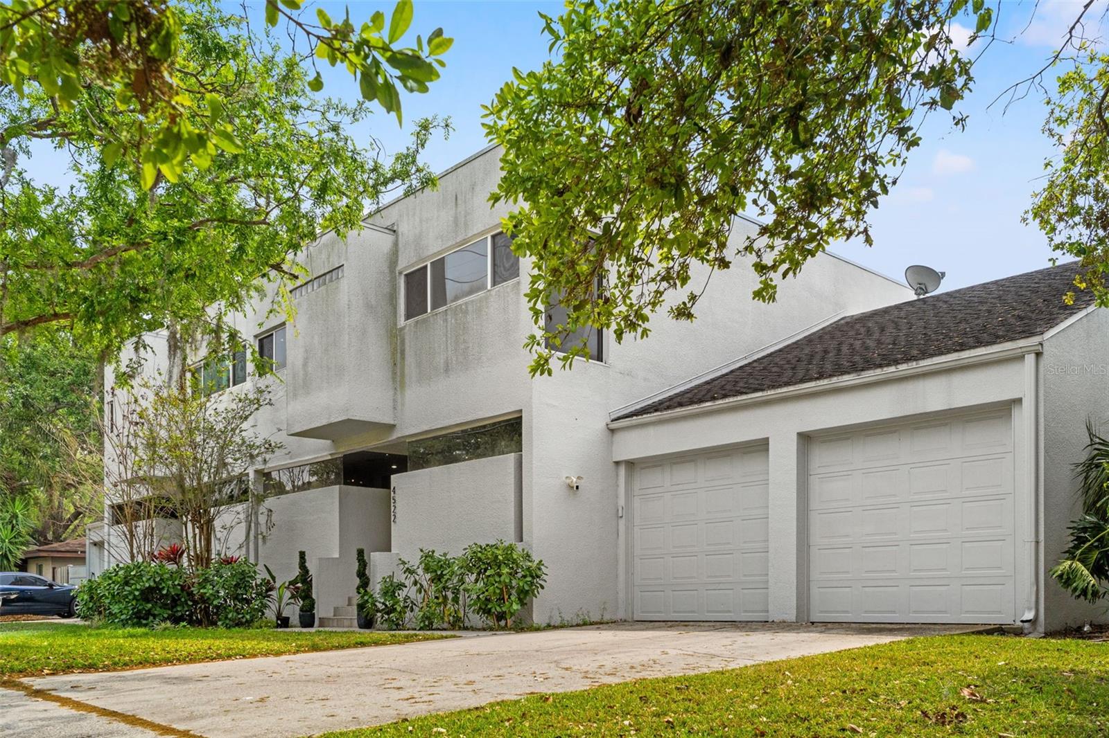4522 North B Street, FL