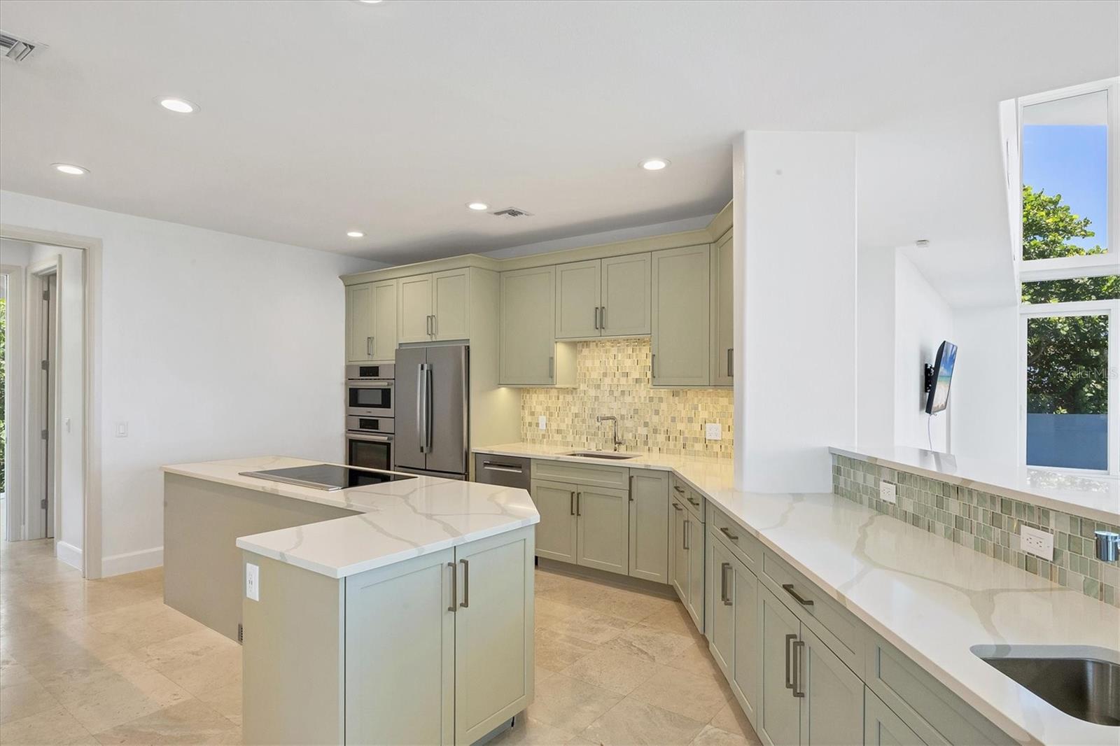 5801 Gulf Of Mexico Drive, FL