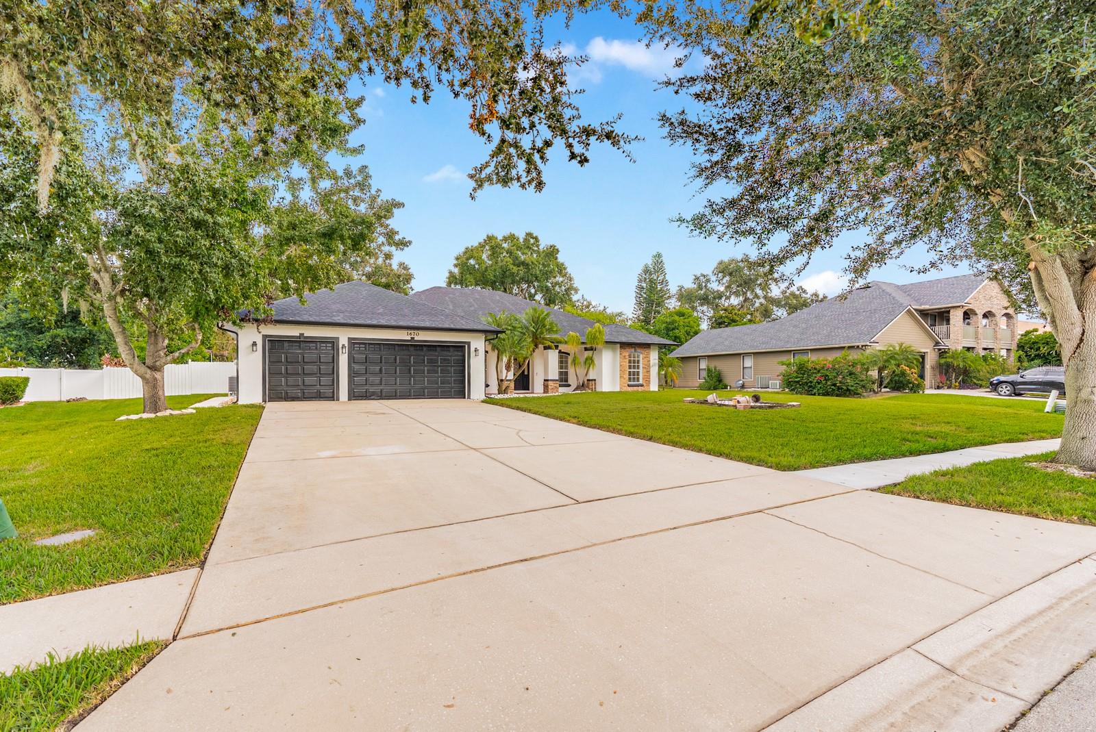 1670 Taylor Ridge Loop, FL