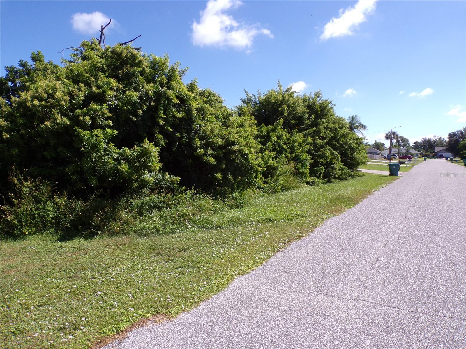 10152 Willowood Avenue, FL