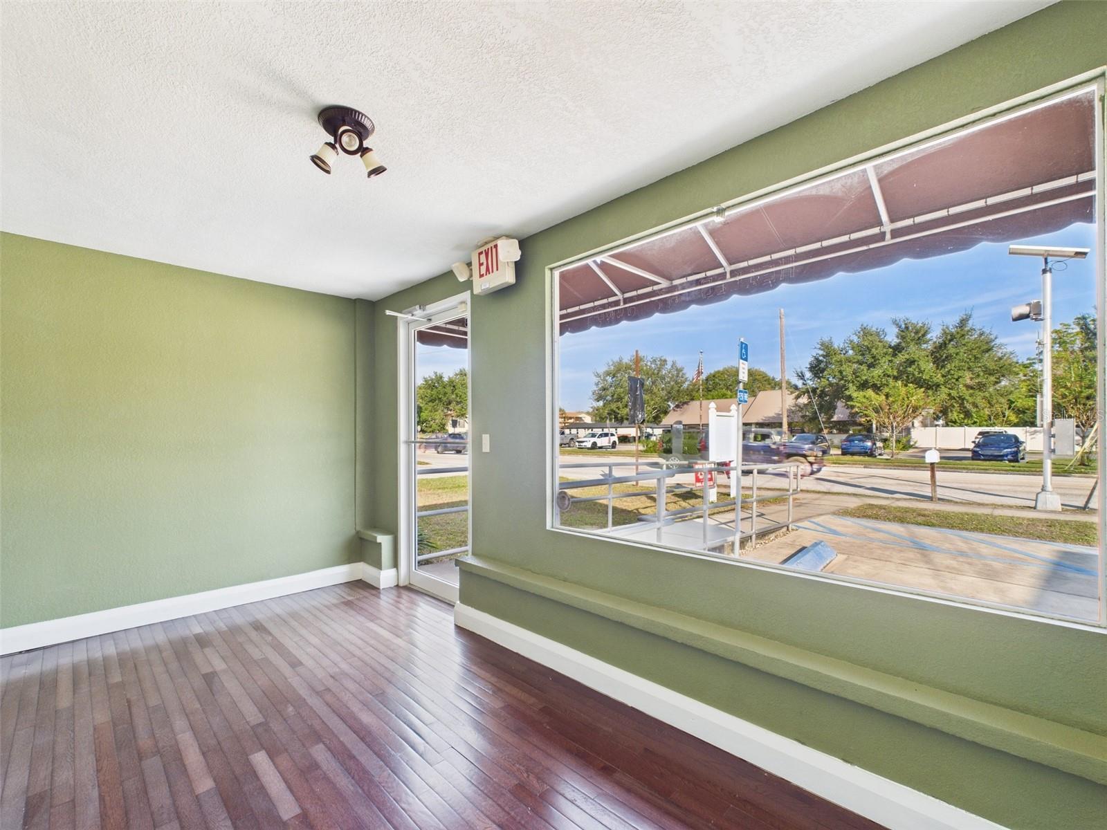318 1st Street, FL