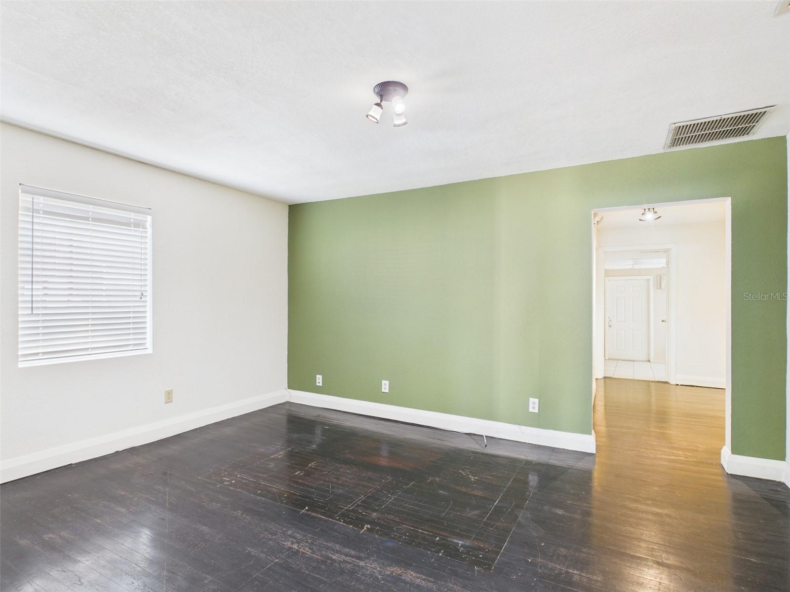 318 1st Street, FL