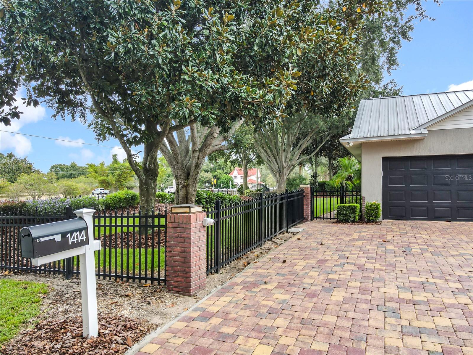 1414 Edmiston Court, FL
