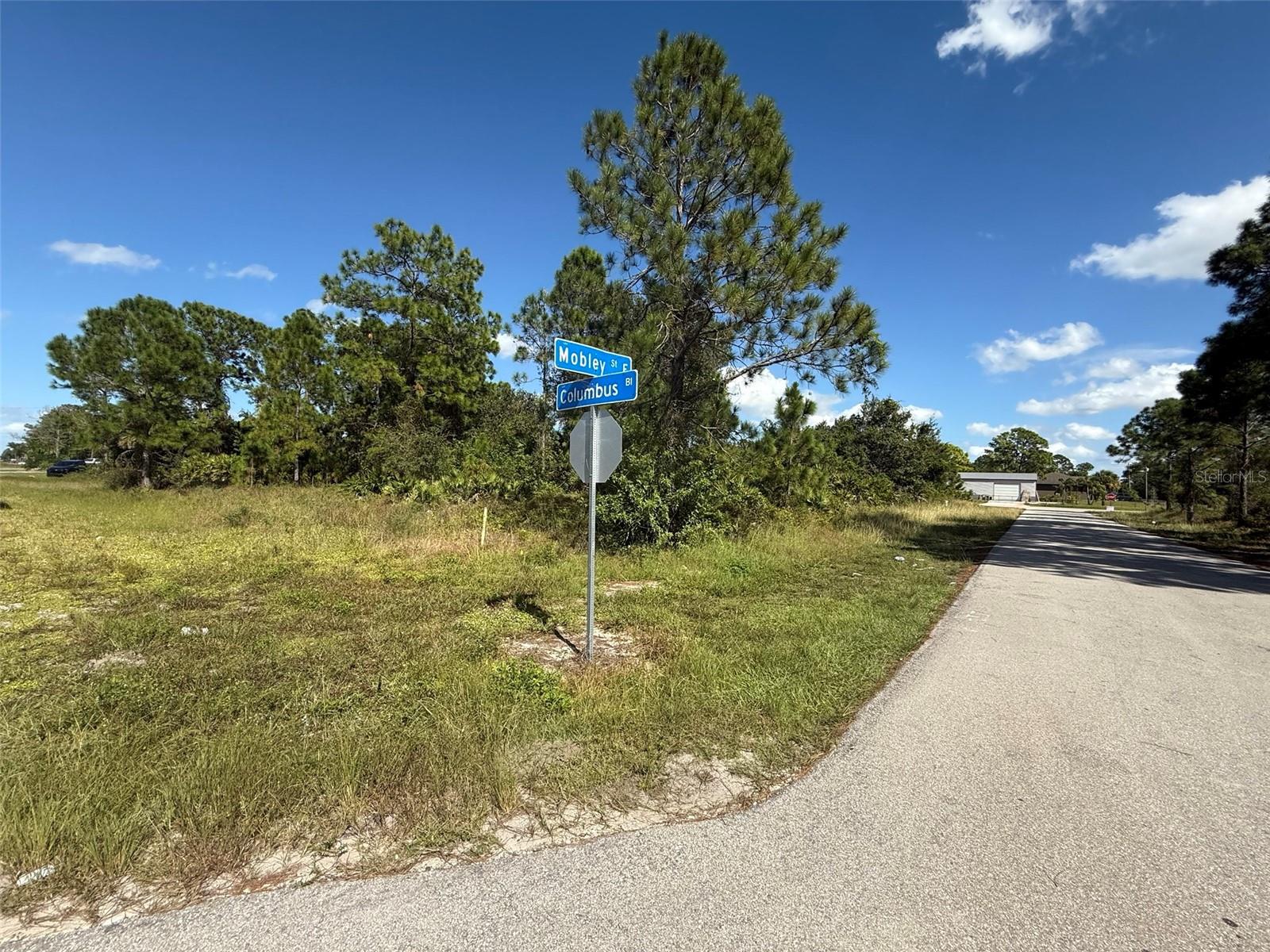 627 Columbus Boulevard, FL