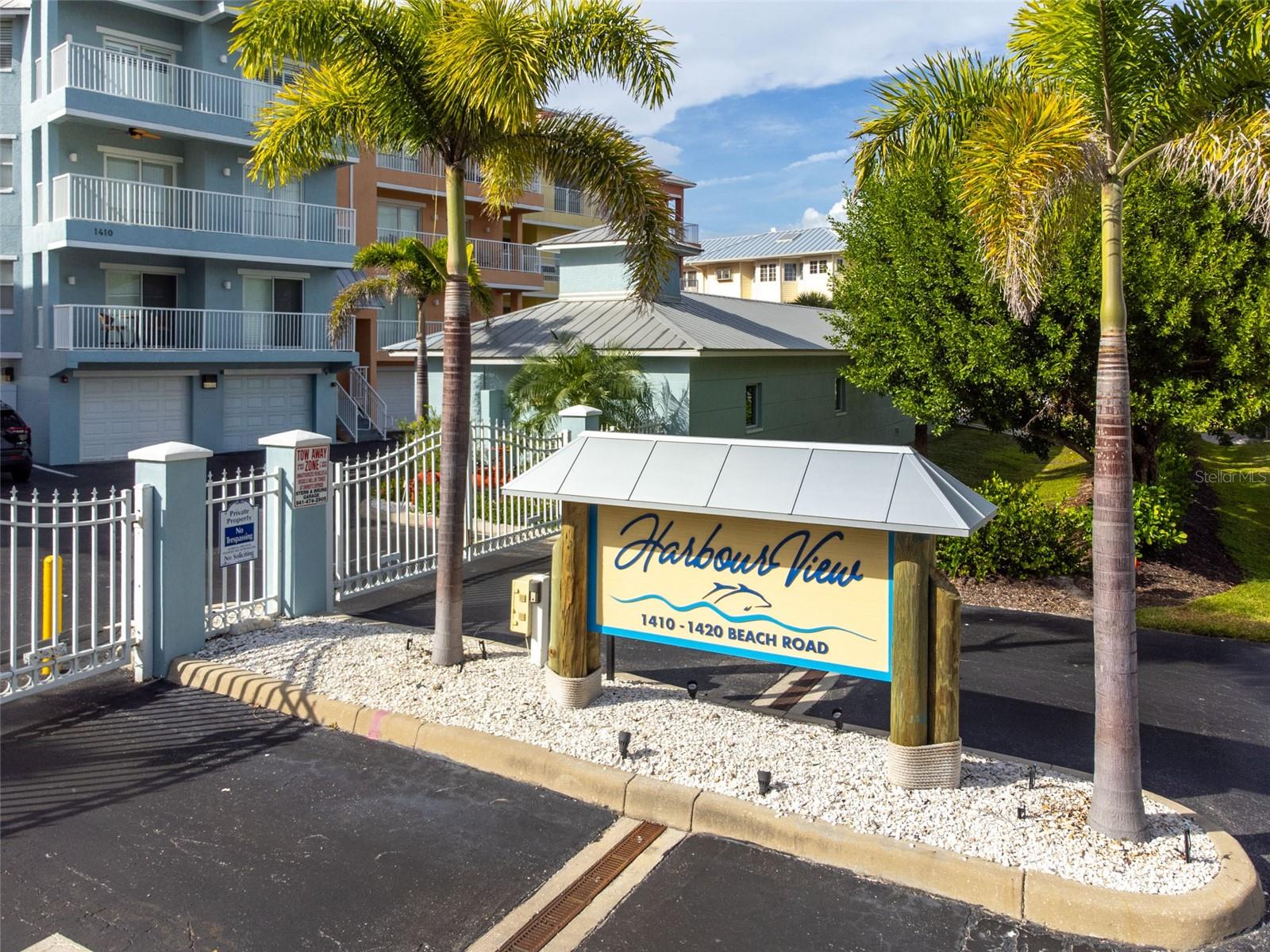 1420 Beach Road, FL