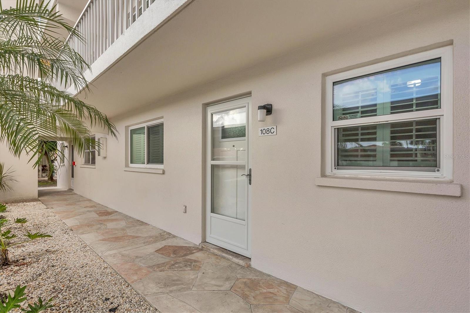116 Vista Hermosa Circle, FL