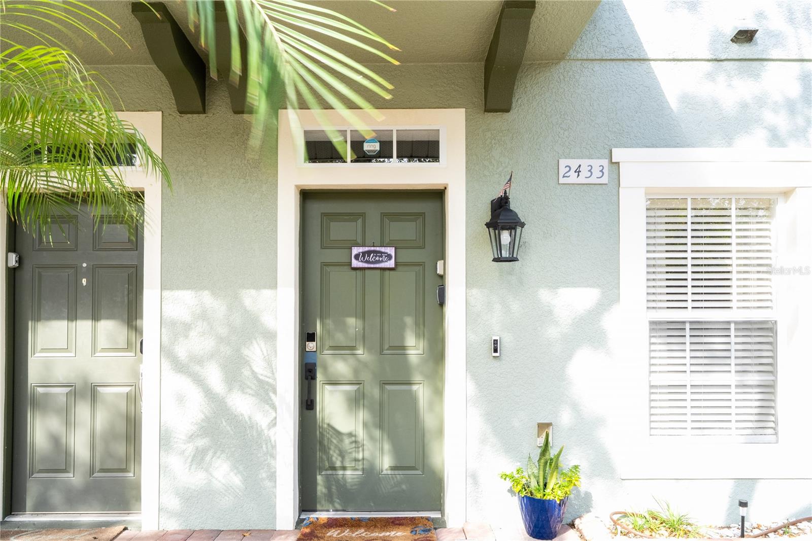 2433 Caravelle Circle, FL