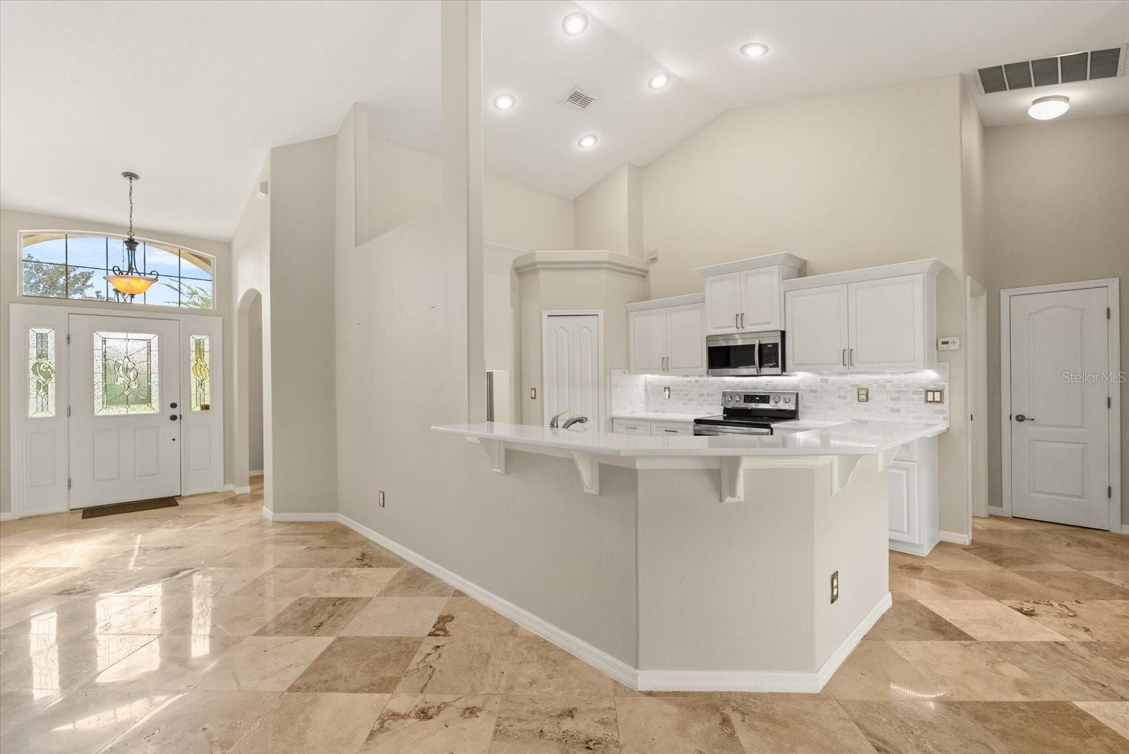 12807 Colonnade Circle, FL