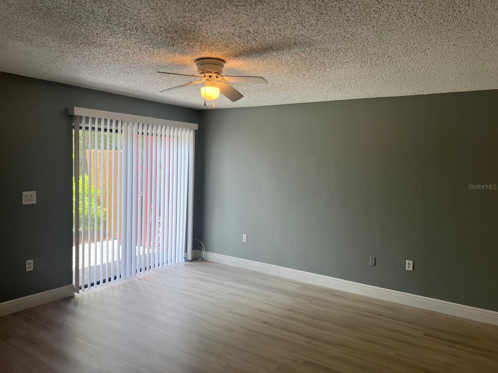 4123 Spitfire, FL