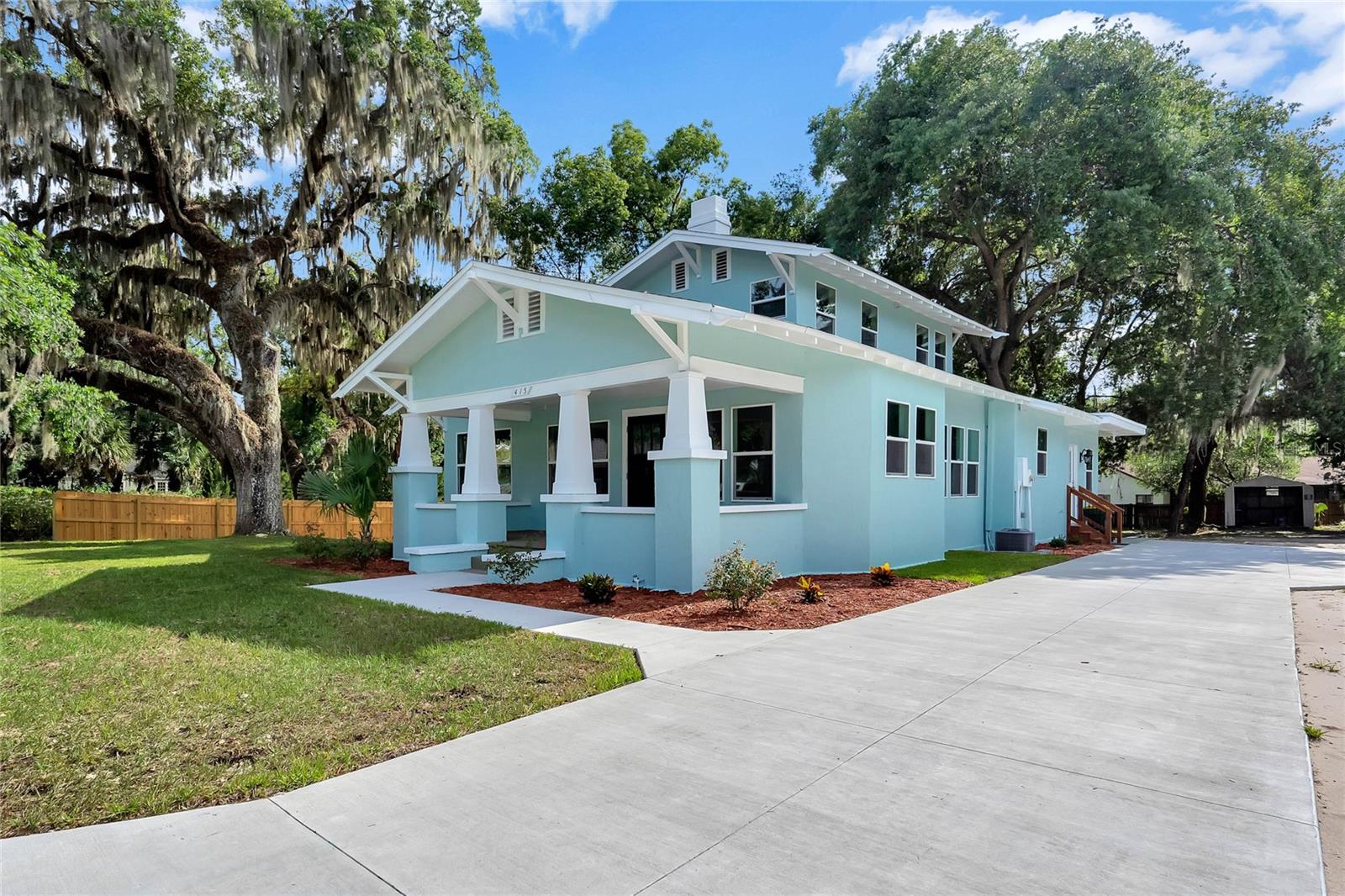 415 9th Street, FL