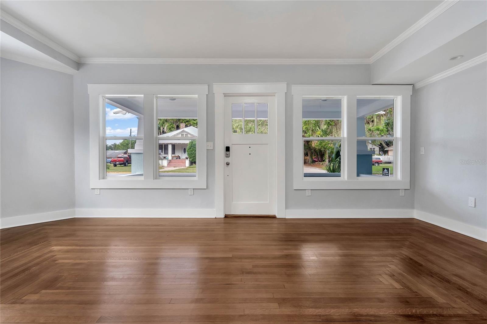 415 9th Street, FL