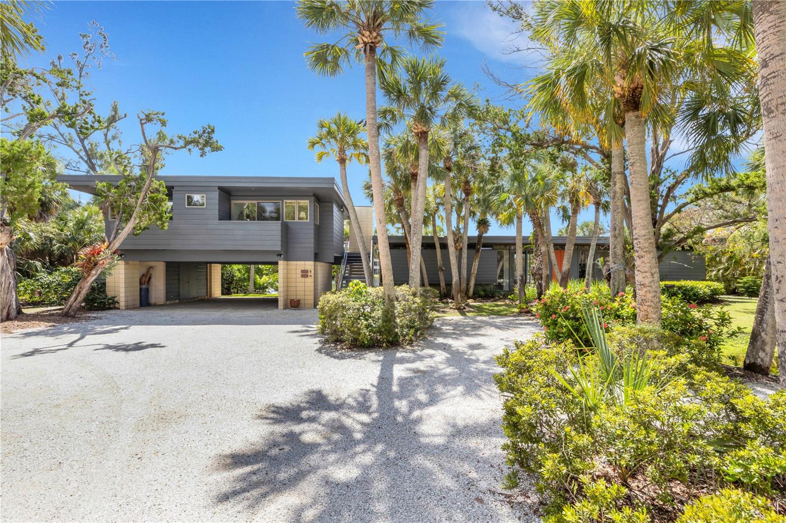 62 Sandy Hook Road, FL