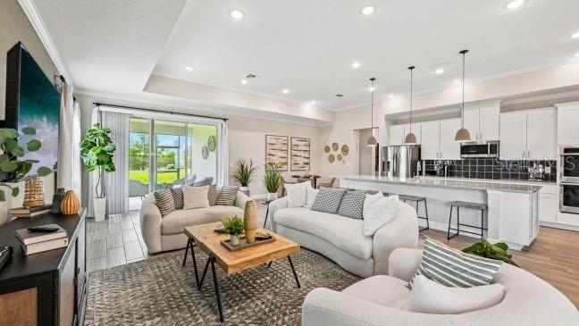 2631 Fairfax Avenue, FL
