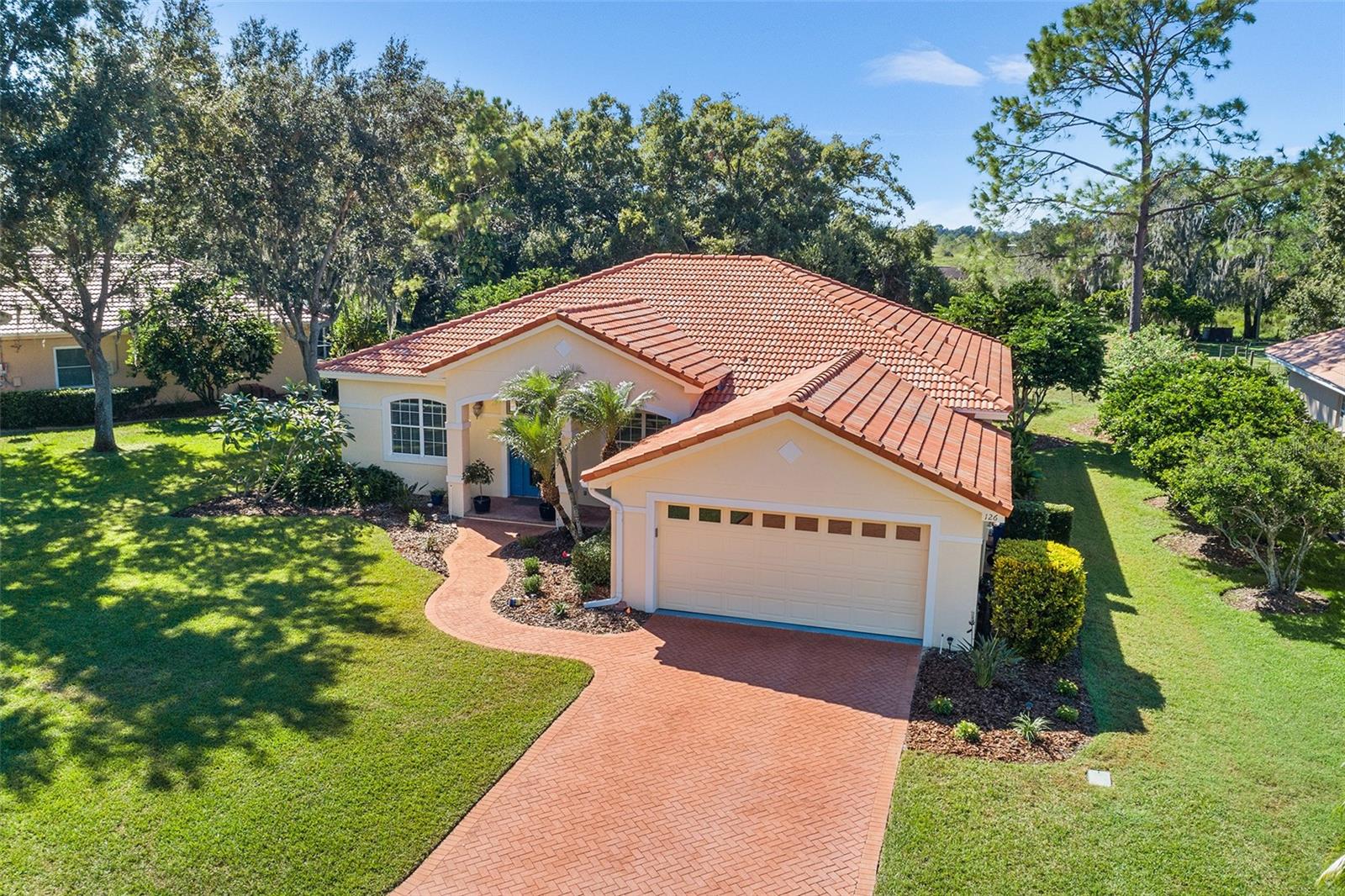 126 Lake Region Circle, FL
