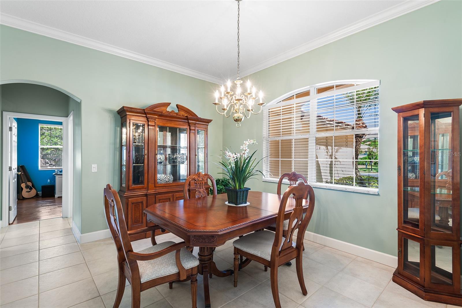 126 Lake Region Circle, FL