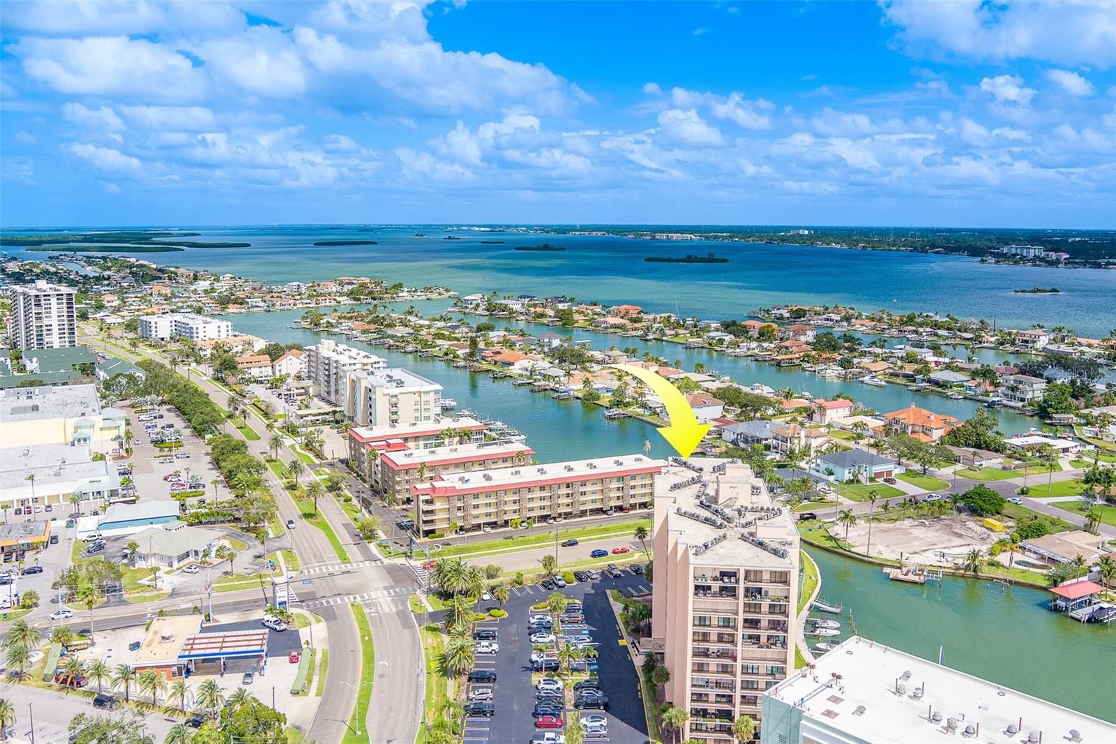 51 Island Way, FL