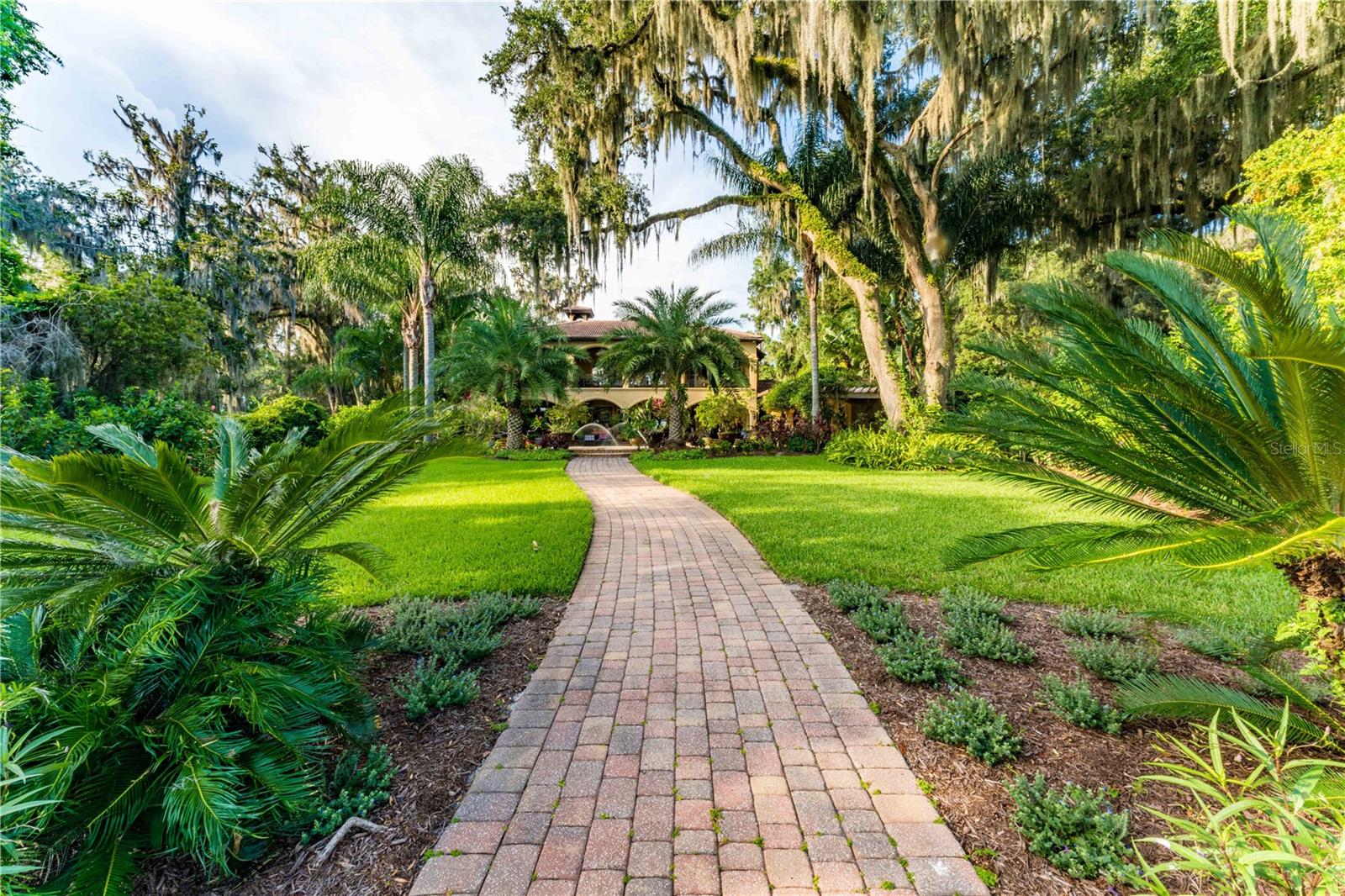 8289 Colee Cove Road, FL