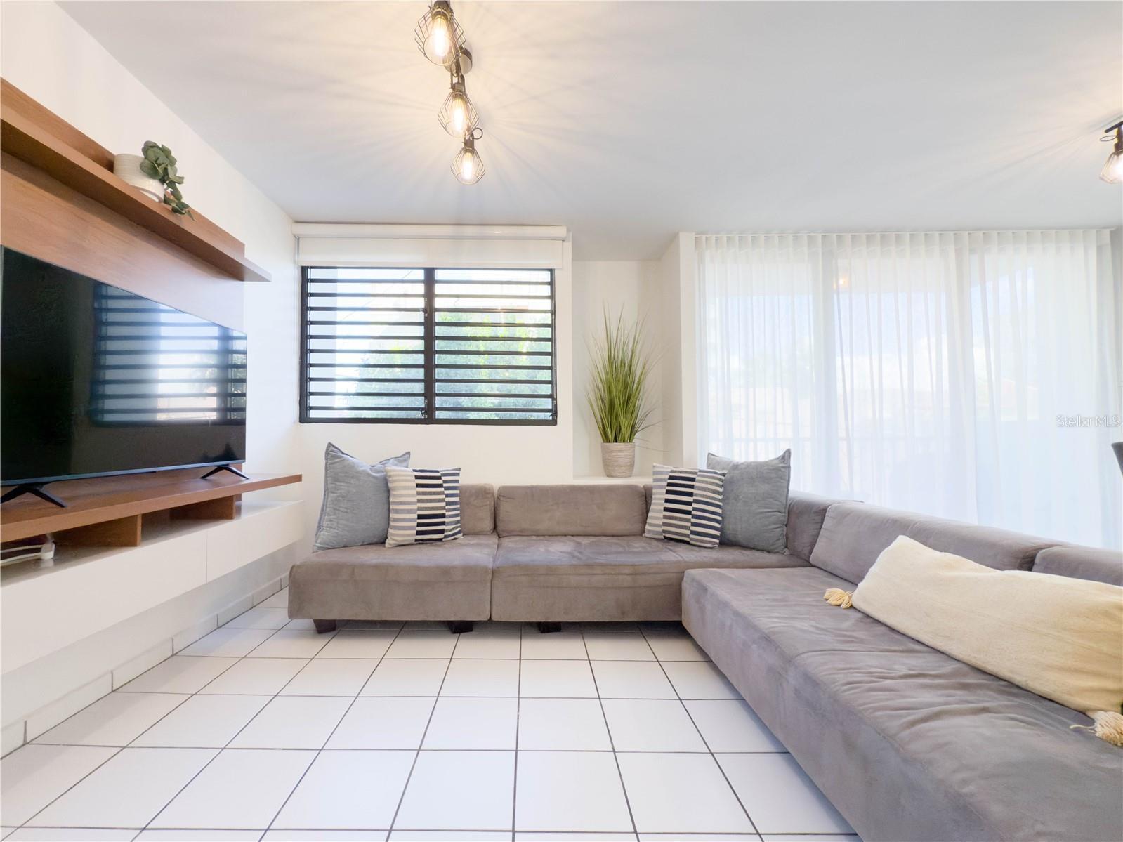 702 Calle Union, PR