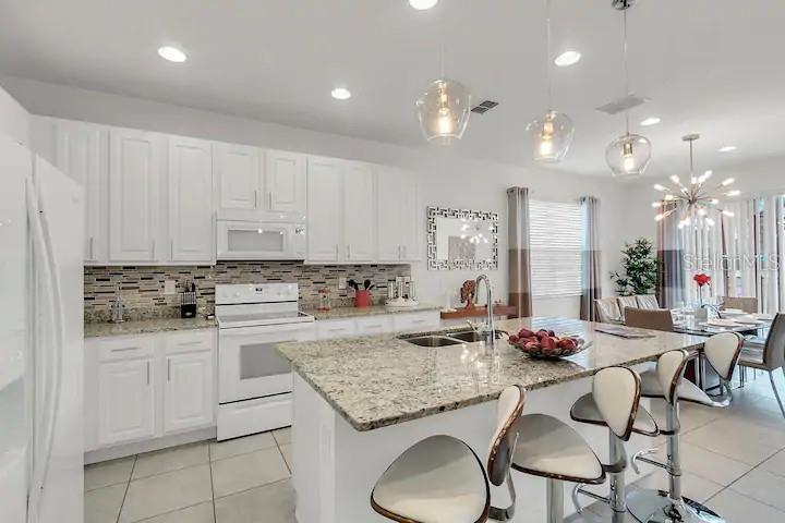 2669 Calistoga Avenue, FL