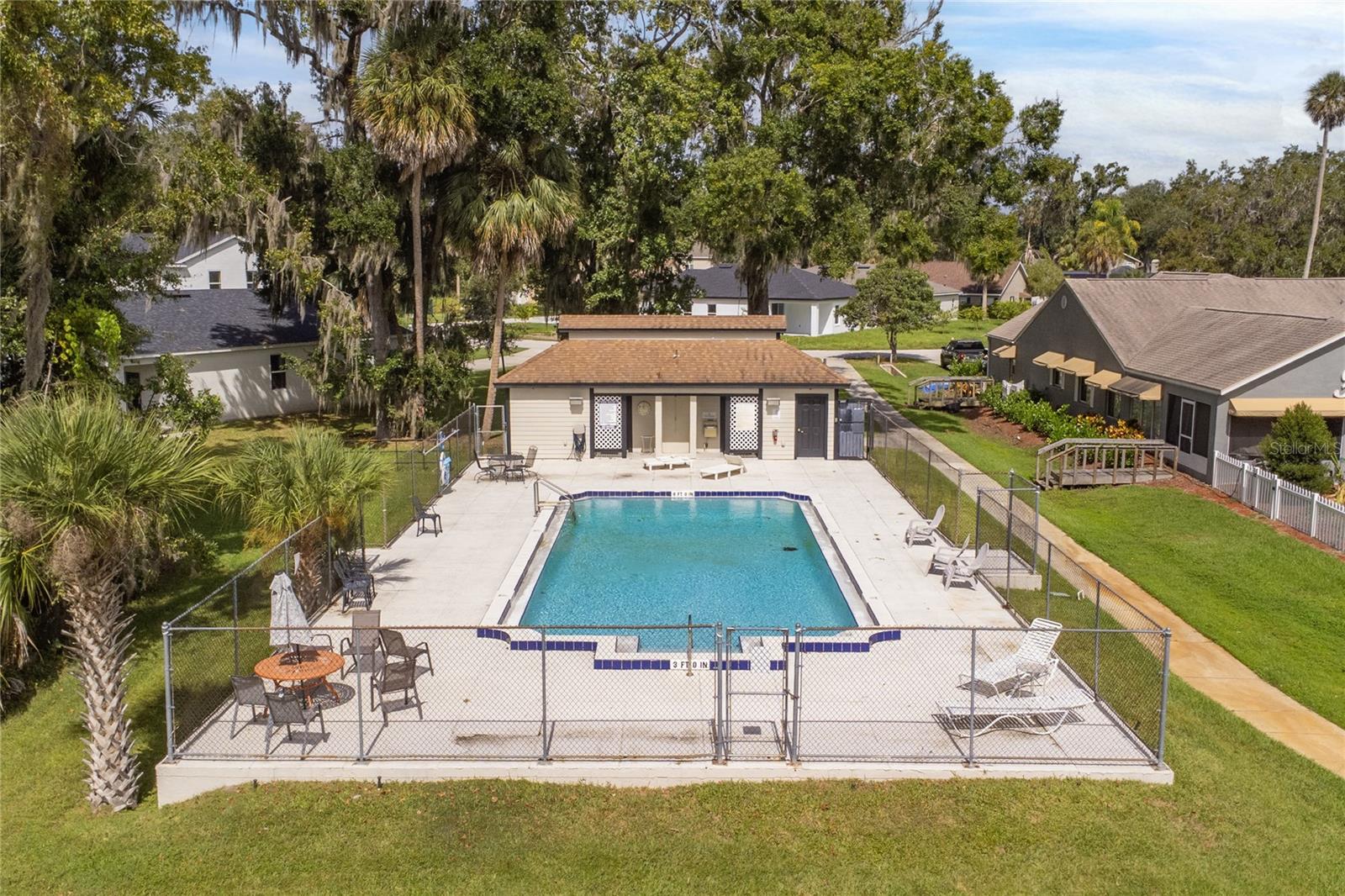 947 Belle Oak Drive, FL