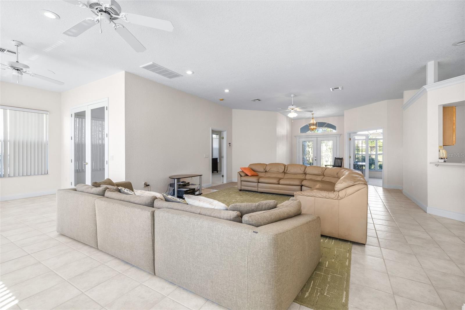 2692 Huntington Hills Dr, FL