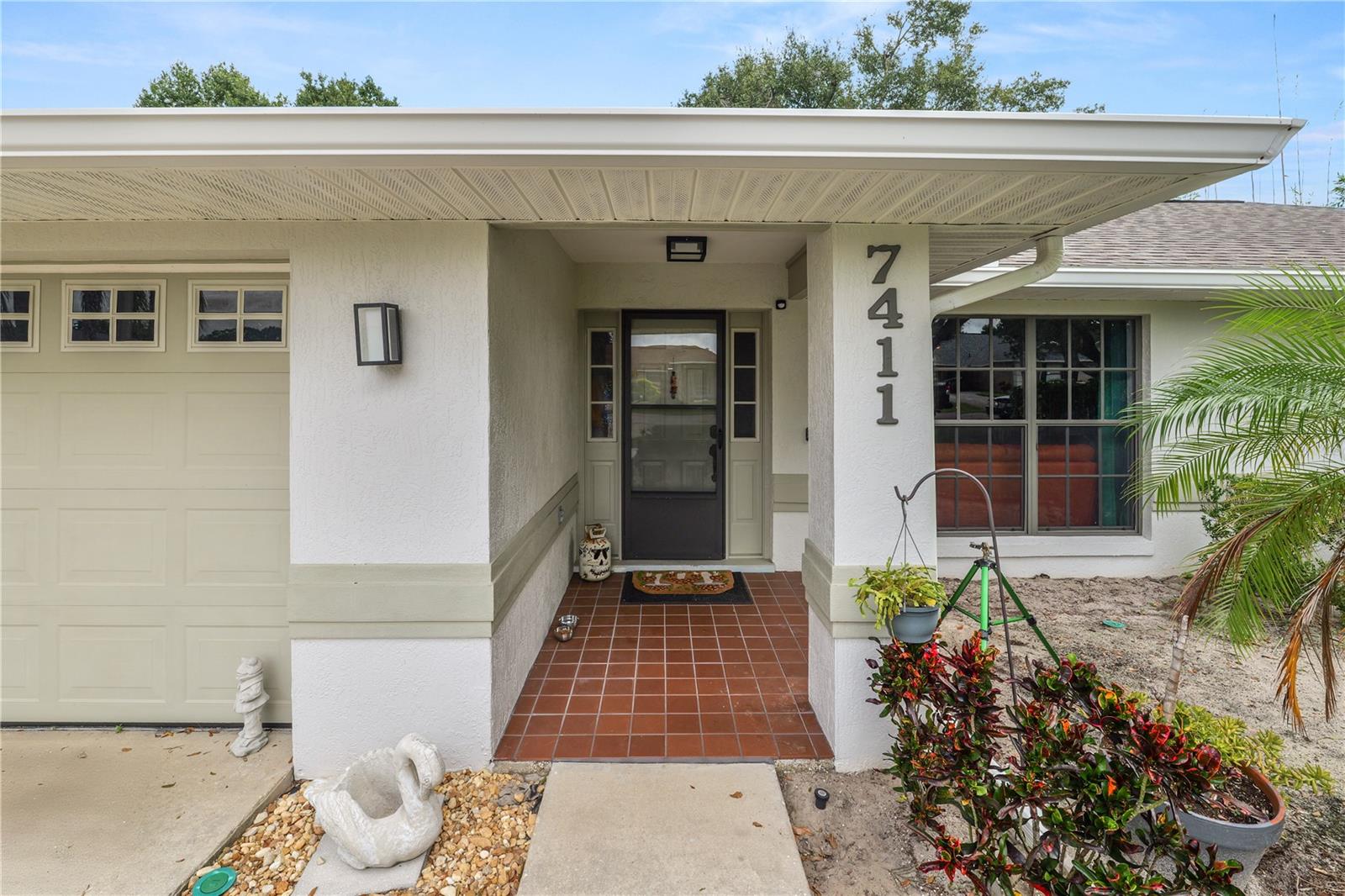 7411 Floral Circle, FL