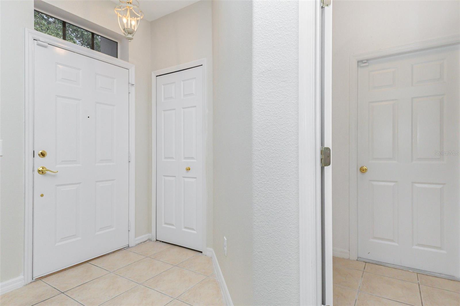 213 Knollwood Drive, FL
