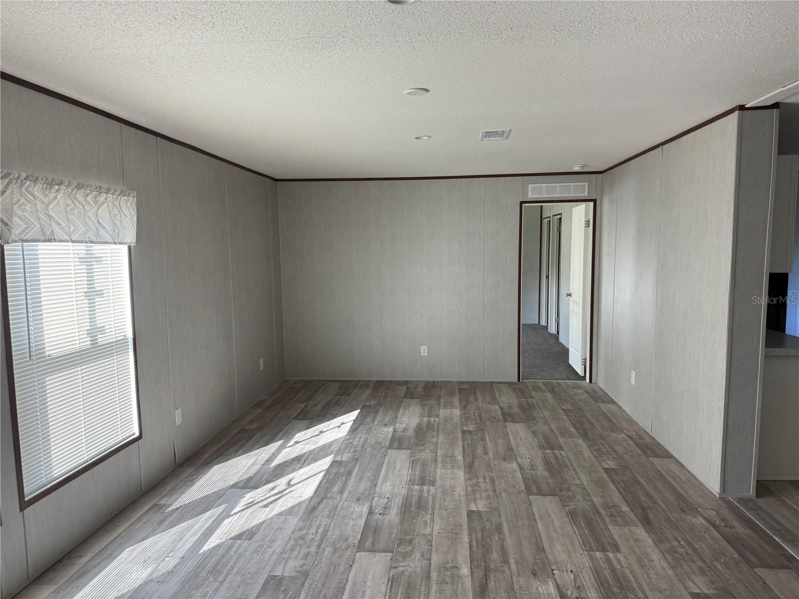 1561 Poe Road, FL